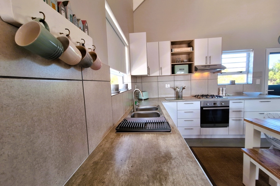 2 Bedroom Property for Sale in Britannia Bay Western Cape